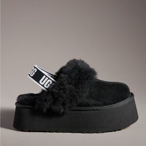 UGG Funkette Platform Slippers. Size 8